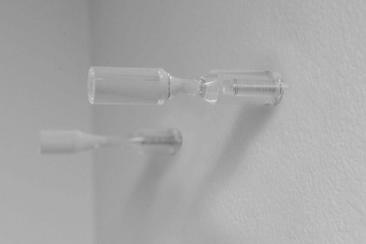 VintageView Vino Pins Acrylic 1 Bottle Wine Rack Peg