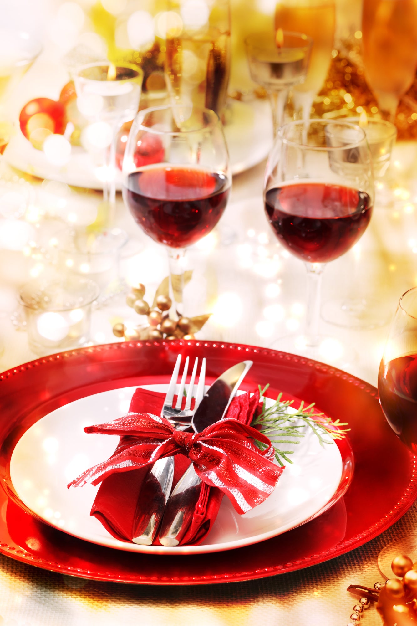 How To Throw a Wine-Themed Christmas Party