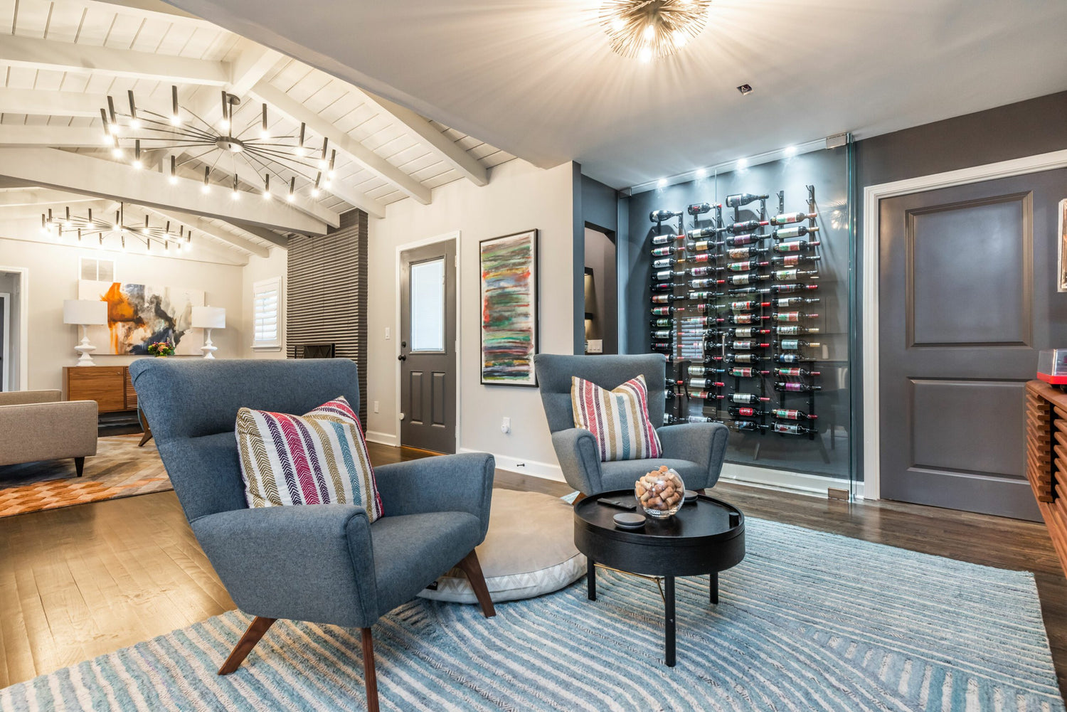 VintageView Evolution Wine Wall 45″ 2C Wall Mounted Wine Rack System (18 to 54 bottles)