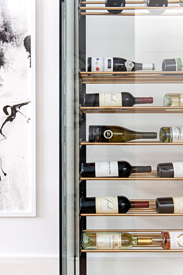 VintageView Evolution Wine Wall Post 10′ (Floating Wine Rack System Co ...