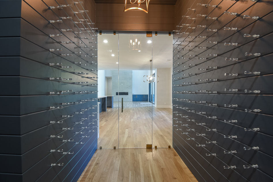 VintageView Vino Pins Acrylic 1 Bottle Wine Rack Peg